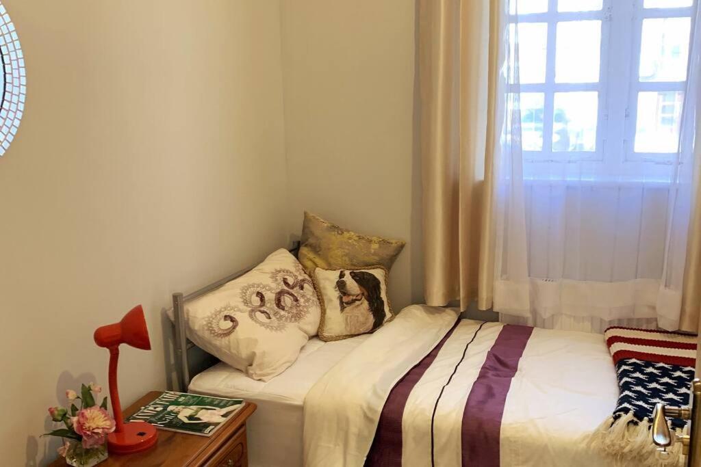 Stylish And Cosy 3 Bedroom Appartment Лондон Экстерьер фото
